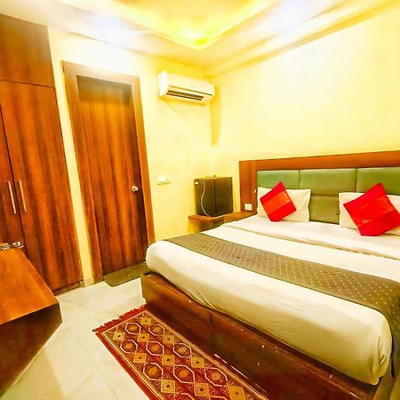 Glace Stay Inn Near Igi Airport Neu-Delhi Exterior foto