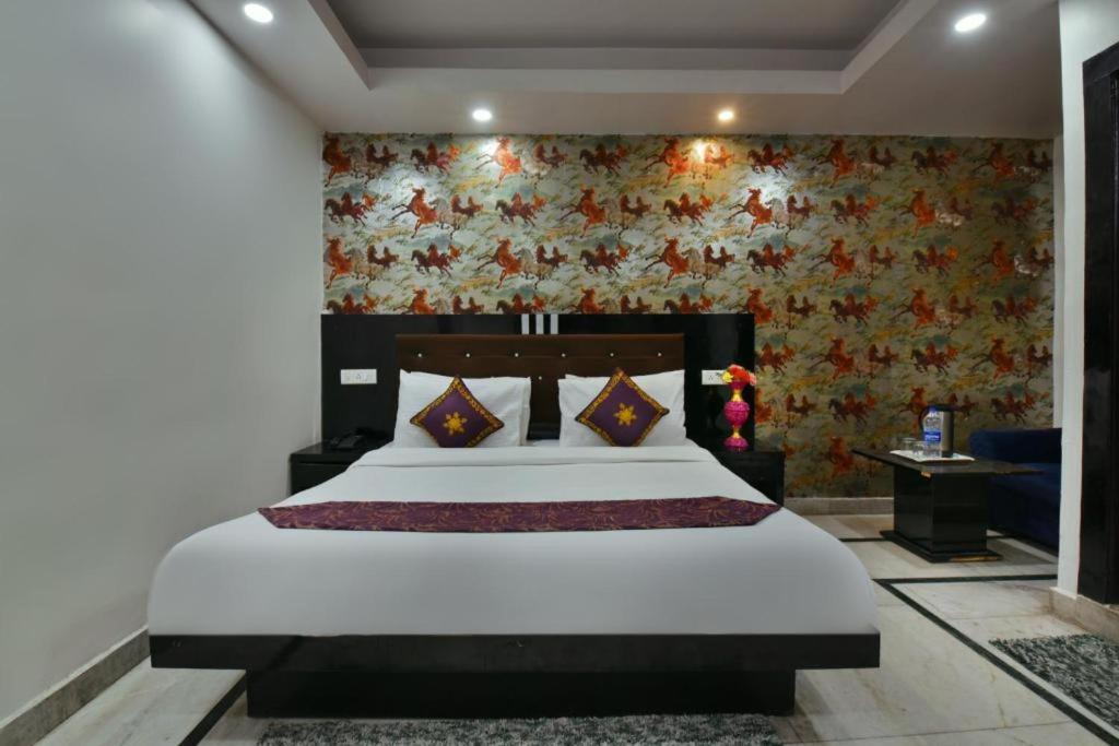 Glace Stay Inn Near Igi Airport Neu-Delhi Exterior foto