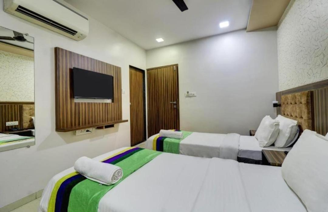 Glace Stay Inn Near Igi Airport Neu-Delhi Exterior foto