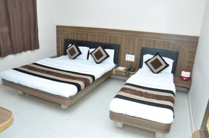Glace Stay Inn Near Igi Airport Neu-Delhi Exterior foto